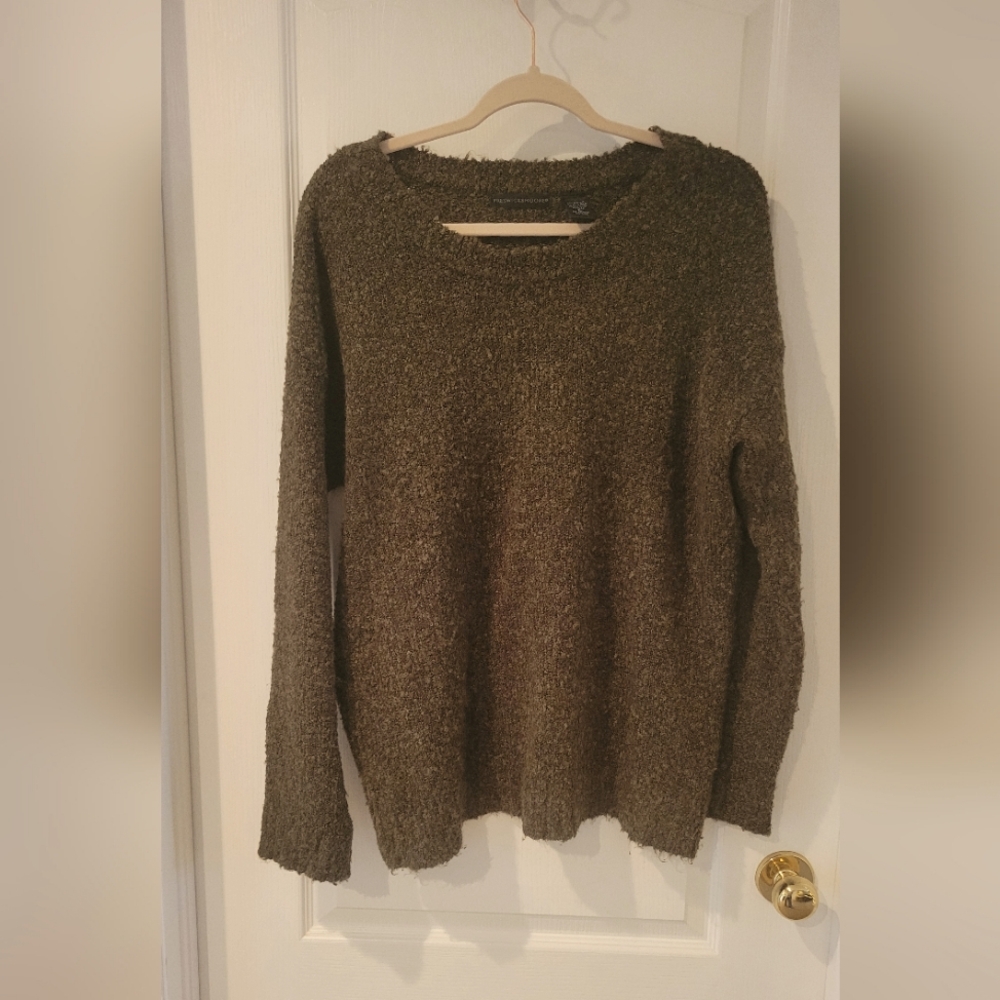 Preswick & Moore Brown Crew Neck Sweater